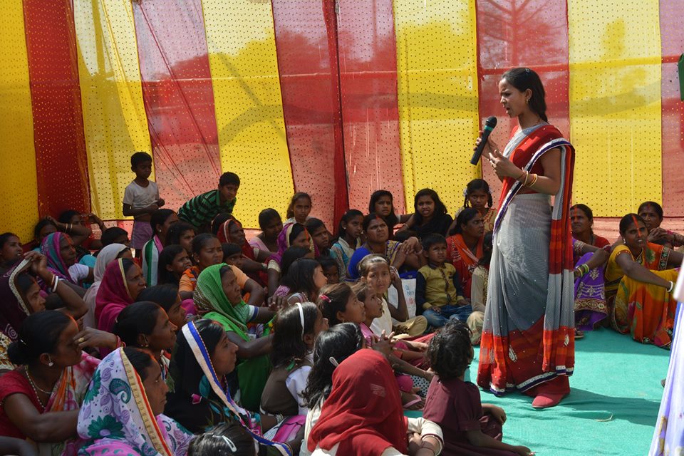 A woman in Jharkhand advocating for local governance _ PRADAN