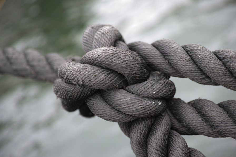 two ropes ties together_pixabay_partnerships-programmes-nonprofits