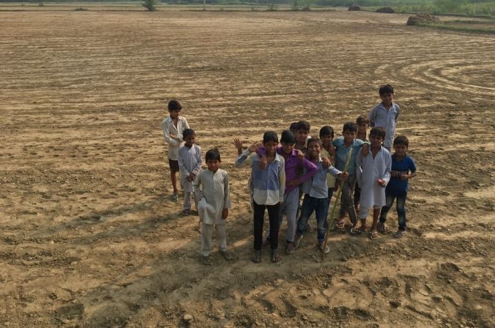 Schoolkids during lockdown in Tain village, Nuh, Haryana_Digital Empowerment Foundation-social sector