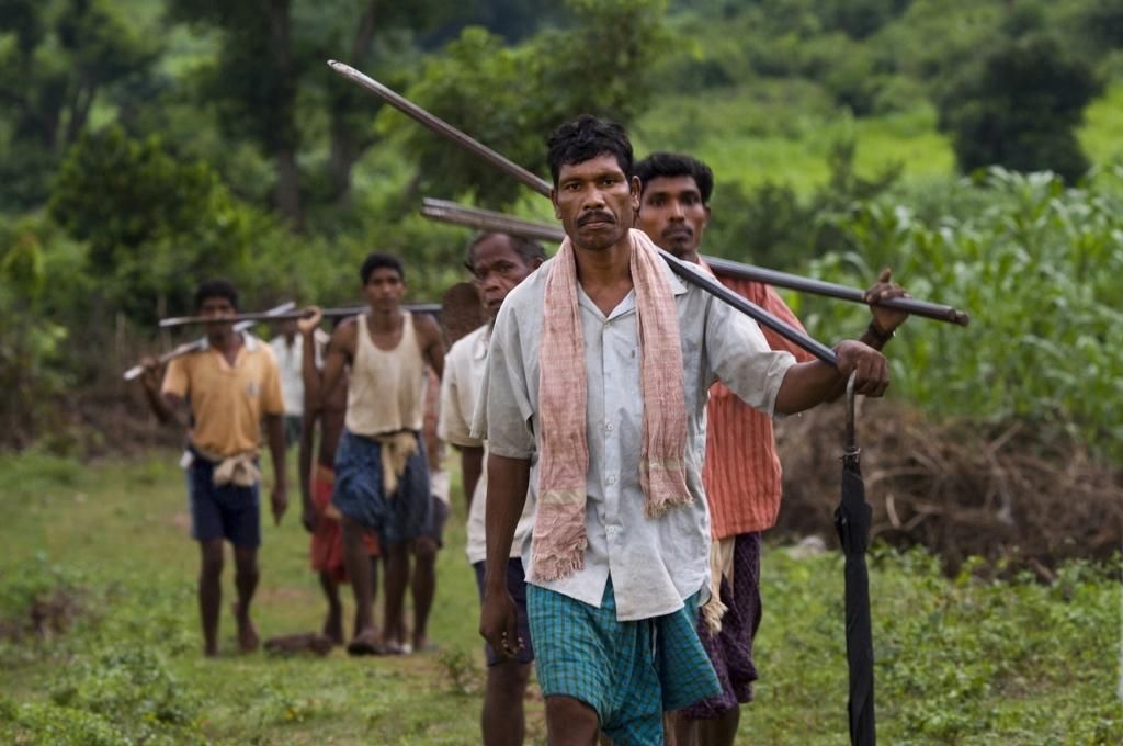 A group of labourers returning from the fields-migrant workers