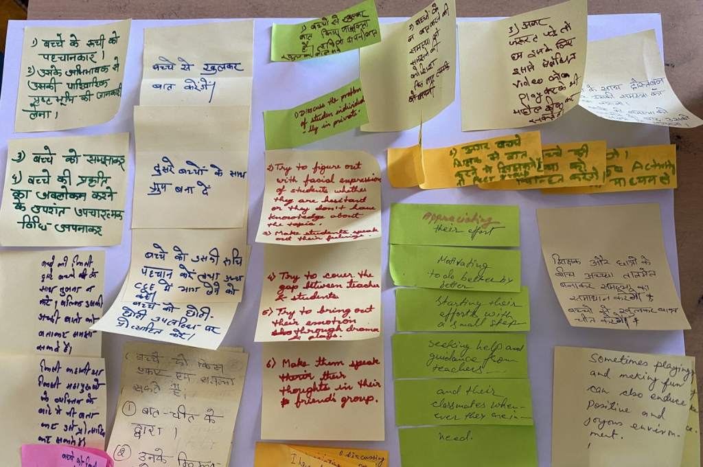 post it notes with lessons and insights for schoolteachers--participatory research