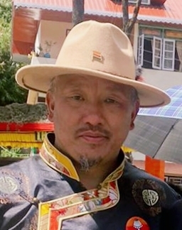 Hishey Lachungpa-Image