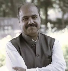 Chetan Kapoor-Image