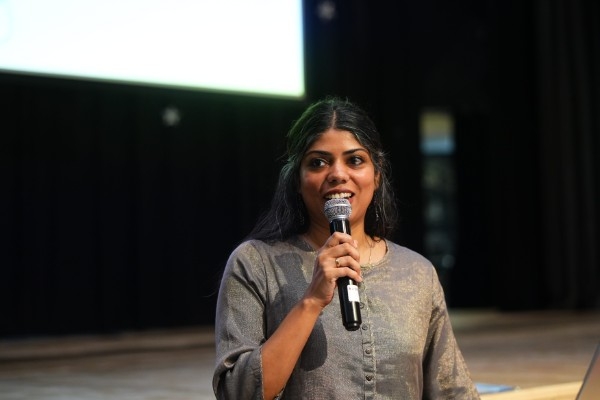 Kaainaat-Image